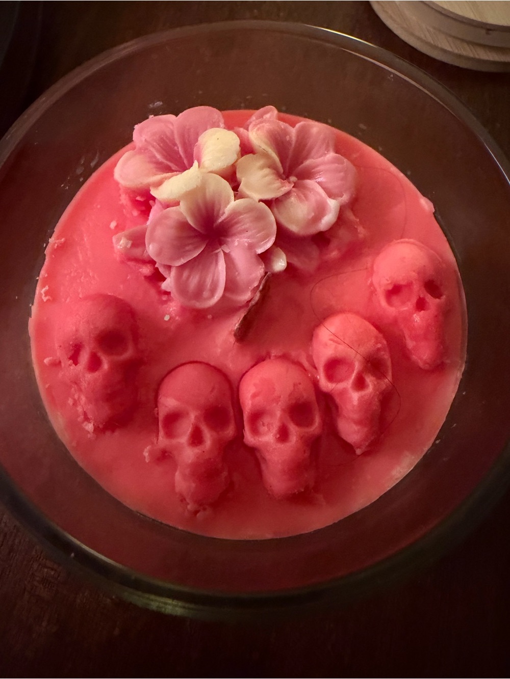 New 9oz Soy Candle bleeding skuls, Cherry scent. Price firm
